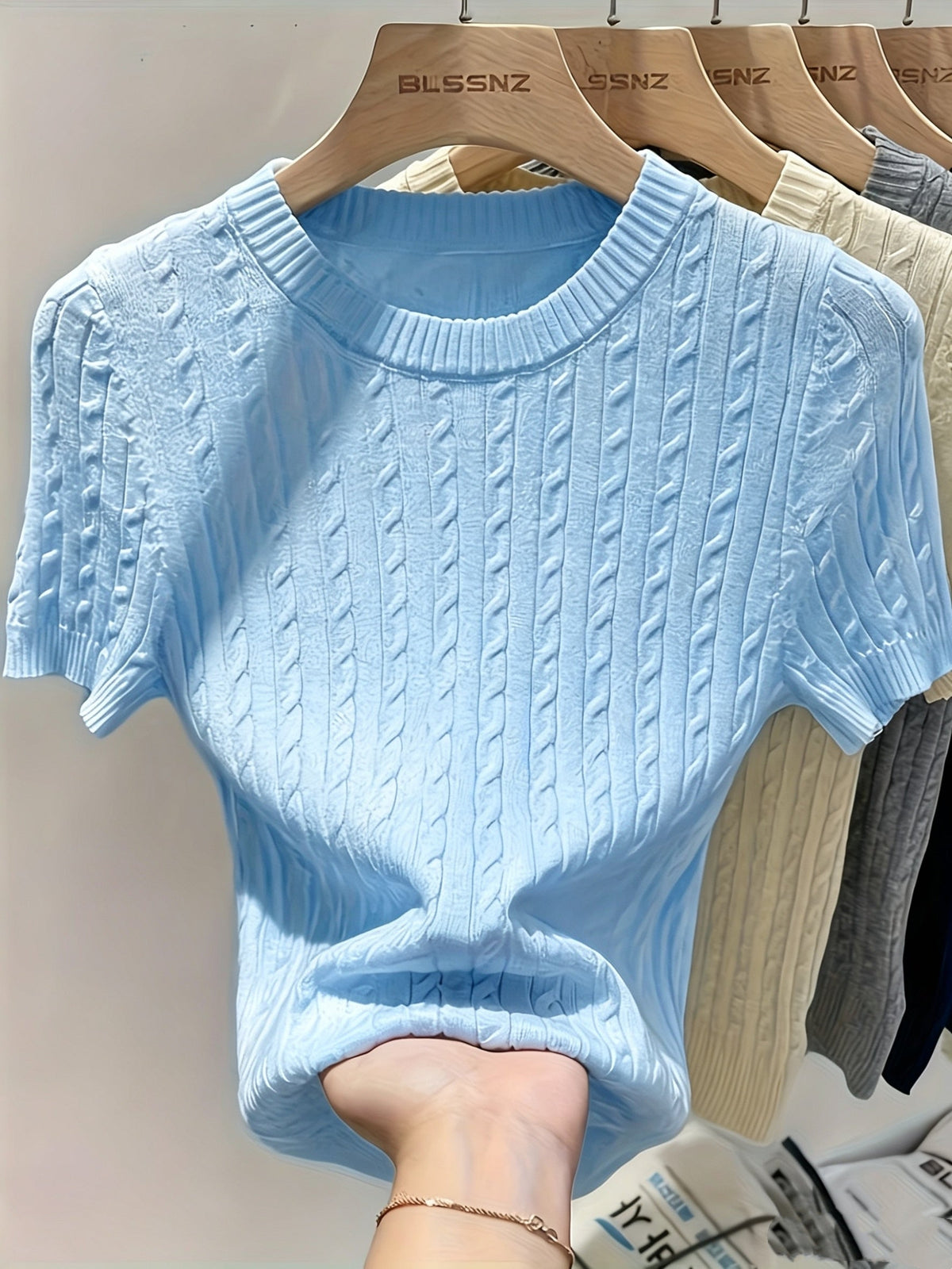 Women's Jacquard Short Sleeve Sweater Chic Cable Knit Round Neck Pullover Ribbed Hem Cuffs Lightweight Viscose Spring Summer Casual S M L XL XXL